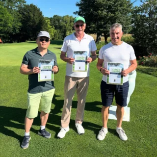 𝐏𝐚𝐬𝐬𝐚𝐠𝐞 𝐝𝐞 𝐜𝐚𝐫𝐭𝐞 𝐯𝐞𝐫𝐭𝐞 ✅

Bravo à Antoine, Lionel et Patrick pour l’obtention de leur 𝐜𝐚𝐫𝐭𝐞 𝐯𝐞𝐫𝐭𝐞 ! 

Ce sésame permettant d’aller sur le parcours en toute autonomie a été obtenu suite à leurs packages de cours collectifs.

Ils ont été particulièrement assidus et leur progression a été rapide ! 👏

Il est vrai que les coachs Karl, Clément et Rebecca ont prodigué de précieux conseils.

Bienvenue sur le parcours 🏌🏻‍♂️⛳️😁

#nouveaugolfeur #golftouraine #carteverte #prochaineetape #golfbeginner #golfcentrevaldeloire #ffgolf #passcarteverte
